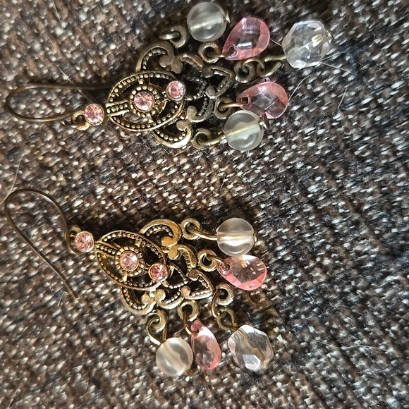 Source Unknown Jewelry - Vintage Bronze Boho Pink Crystal Drop Filigree Earrings - Unbranded💫